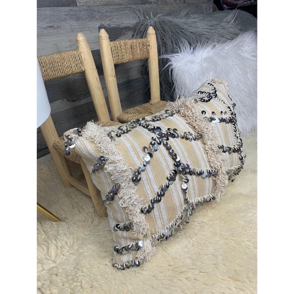 Vintage Handira Pillow, Authentic Moroccan Berber Throw Cushion 03YS00211 - Picture 6 of 10